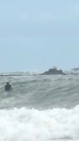 wave sorake nias indonesia