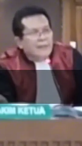 Firdaus Oiwobo diusir dari ruang sidang gugatan PSN PIK 2 di Pengadilan Negeri Jakarta Pusat pada Senin (10/3/2025). Pengacara pihak penggugat, mengkritik kehadiran Firdaus Oiwobo di dalam ruang sidang.#firdausoiwobo#pikdua#berita#pn#biarpaham #news #buser #buserpers