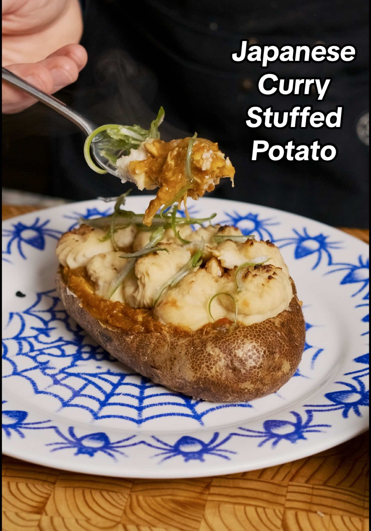 Japanese Curry Stuffed Potatoes 🥔🇯🇵 #recipesoftiktok #japanesefood #recipeoftheday 