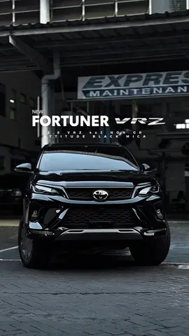 Toyota Fortuner 2.8 VRZ 4x2 Non GR Attitude Black Mica. Sebuah Versi Clean Look dari Sang SUV Legenda Yaitu Fortuner. Kalian Suka Yang Versi VRZ GR Sport/ VRZ Standard Non GR? Comment dibawah! Pemesanan Toyota Seluruh Wilayah Indonesia Hubungi : Mike - Account Executive Toyota Astra Auto2000 Kenjeran Surabaya 0812.3132.3273 #toyotafortuner #toyotafortunerclub #toyotafortunerindonesia #fortuner #fortunerclub #fortunervrz #fortunerindonesia 