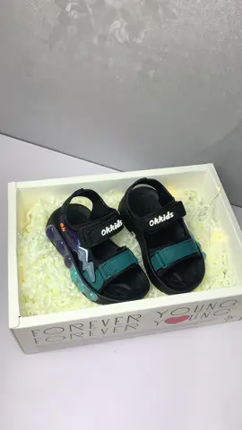 sadal bé trai và gái quai dán rửa nước thoải mái #viral #sandaltreem #sandalbetraibegai #tiemnhakhai1 