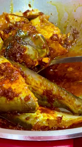 #ငါးပတ်အစပ်ချက်#ချစ်တဲ့သူတွေဆီရောက်ပေးပါ #flypシ #🥰🥰🥰🥰 