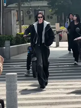 Suyyyy #phoidoxinh #streetwear #StreetStyle #thoitrangnu #phoidotrend #fitcheck #outfitideas #douyin #xh #OOTD 