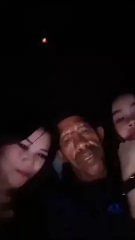 apapun masalahnya LC solusinya.. #fyppppppppppppppppppppppp #lcviral #berandatiktok #masukberanda #berandatiktok #karoke #karaoke #fypviralシ #masukberanda 