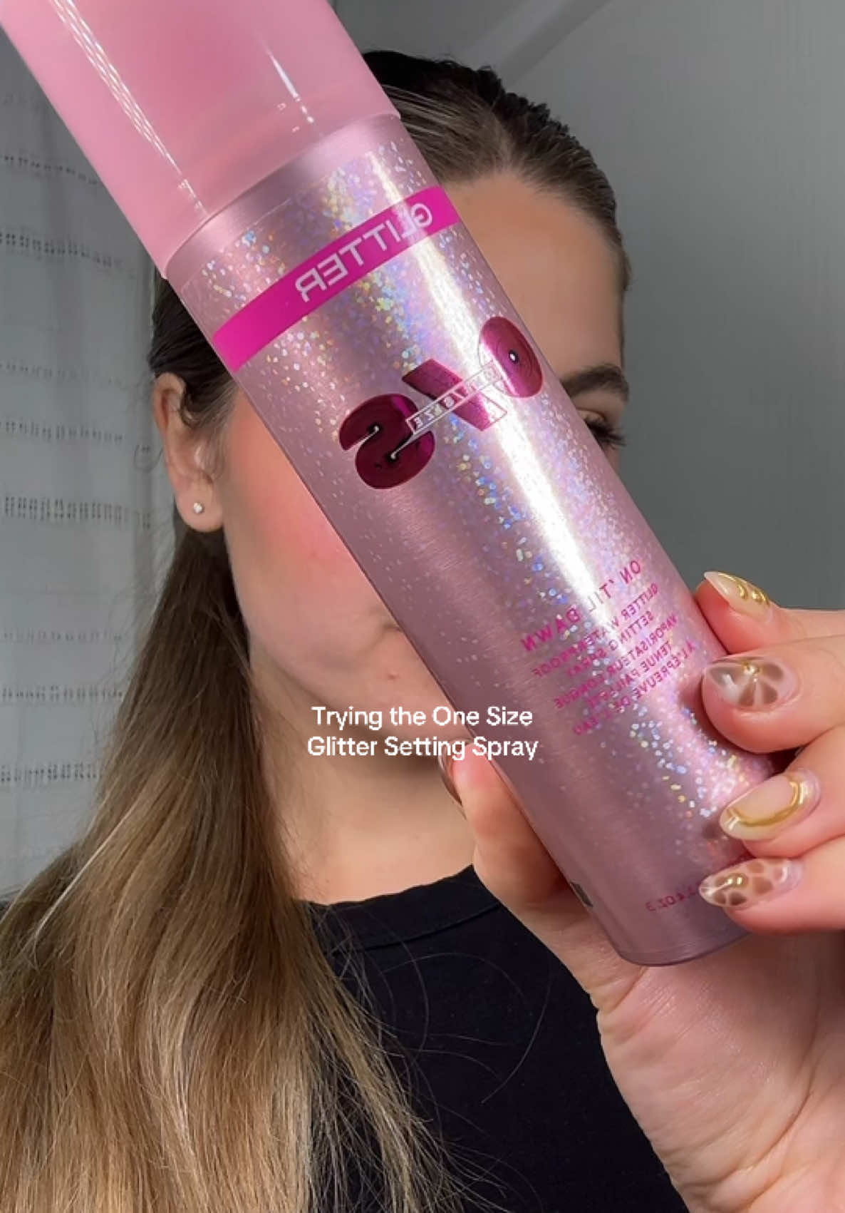 There’s no “just adding a little sparkle” with this one. ✨ #onesizeglittersettingspray #onesizebeauty #makeup #glitter #glittermakeup @ONE SIZE BEAUTY 
