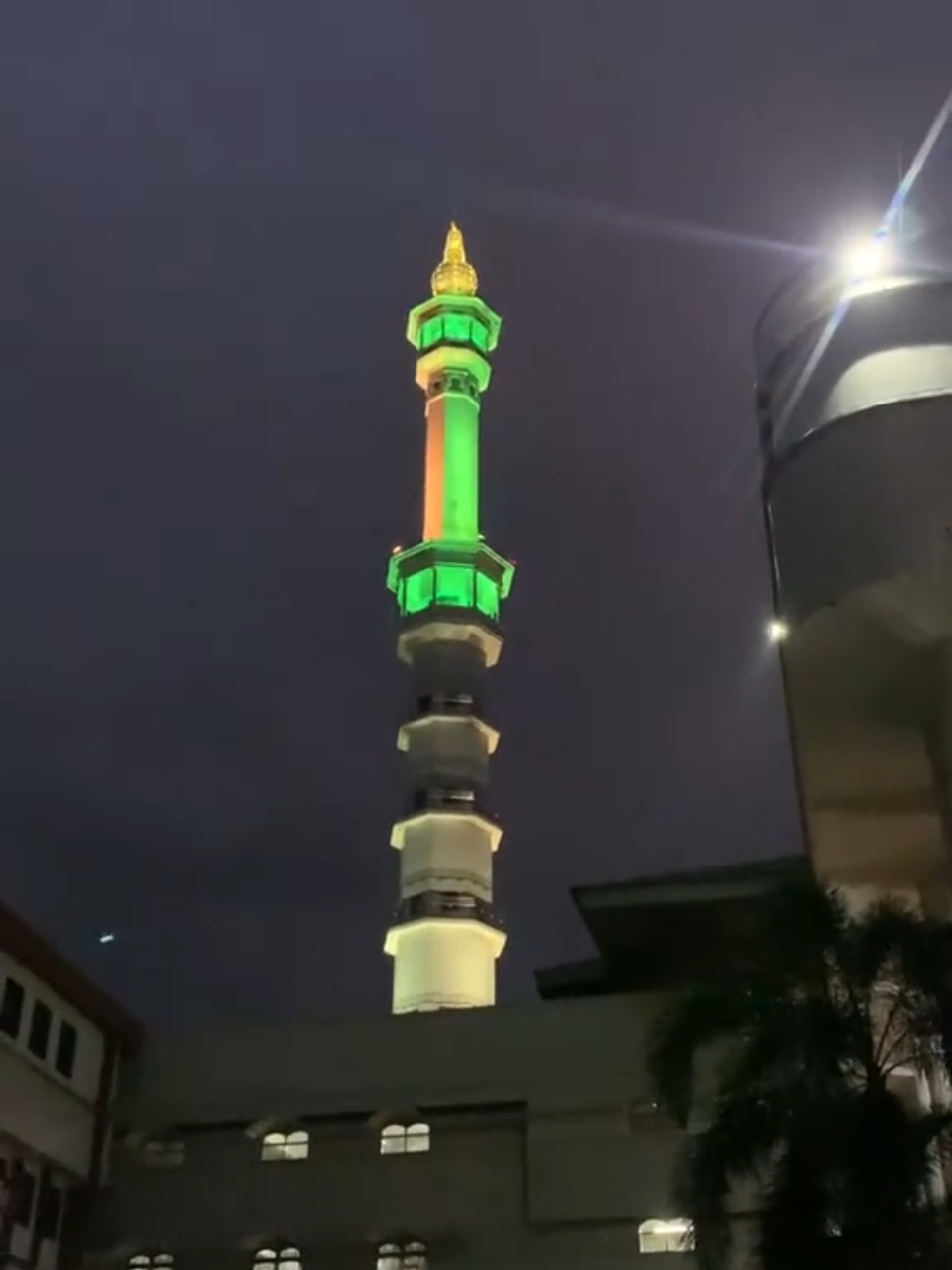 vibe menara kediri after rain in ramadhan💫🌠 #foryoupage #ldiiuntukbangsa #walibarokahkediri 