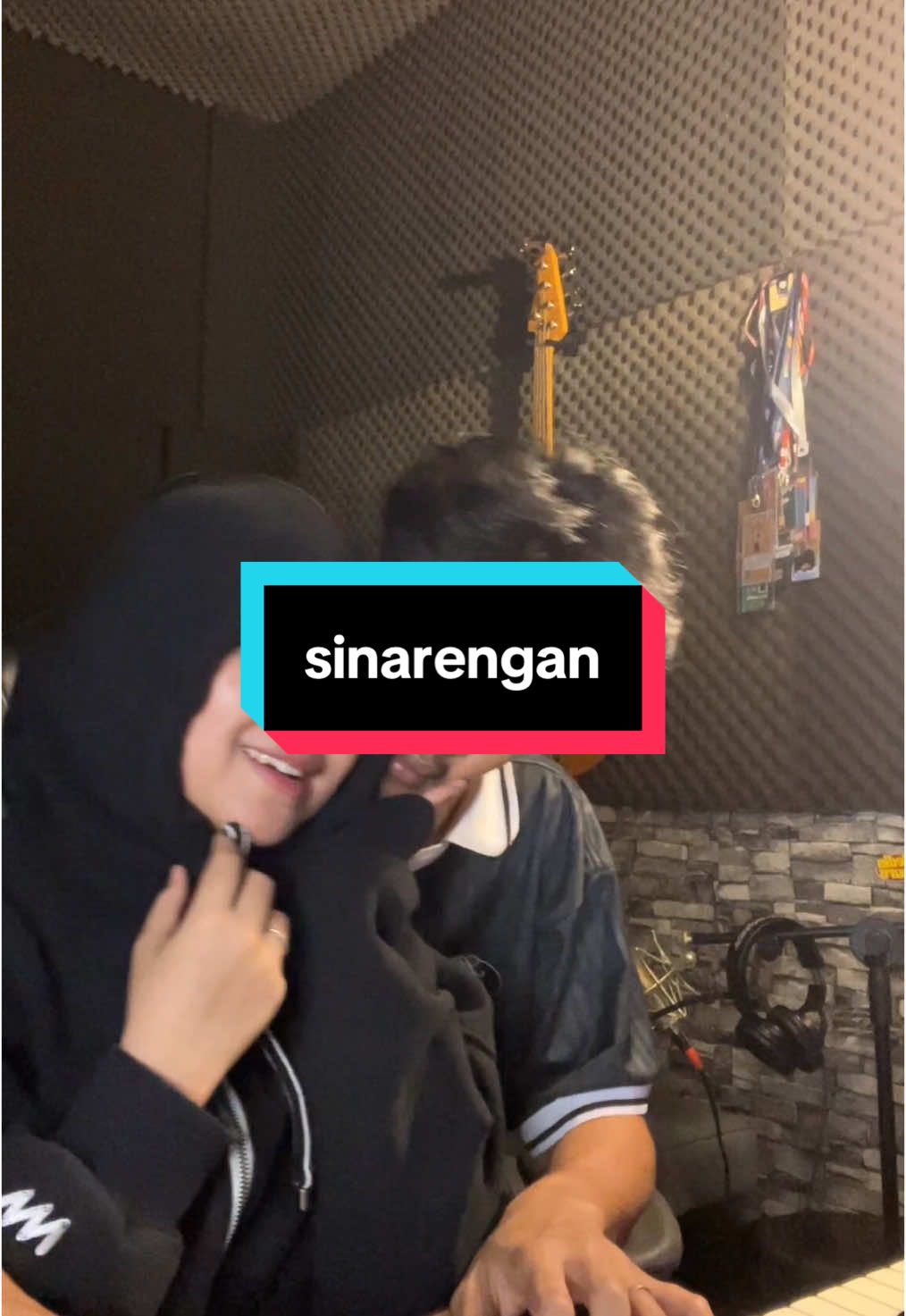 @LRAEP sinarengan @DENNY CAKNAN @BELLA BONITA  