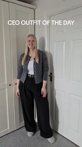 What I wore in a week as a CEO mindset personal stylist - Outfit 2 You can see what else I wore in my latest YouTube video 