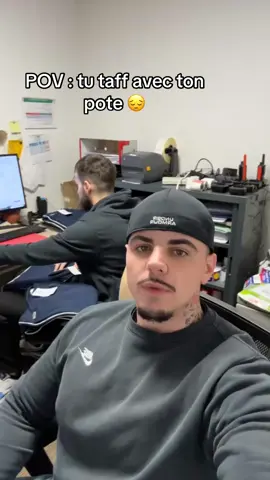 On a 23 ans .. @YaKata  #taff #collegues #colleguesdetravail #work #workou #humour #pote #bestfriend #fyp #spoiler #intersport 
