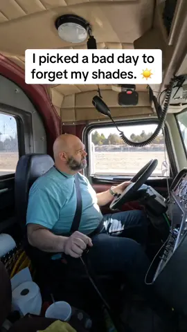 My future is so bright. I gotta wear shades. But I forgot them. #eldermillenial #sunsout #sunglasses 