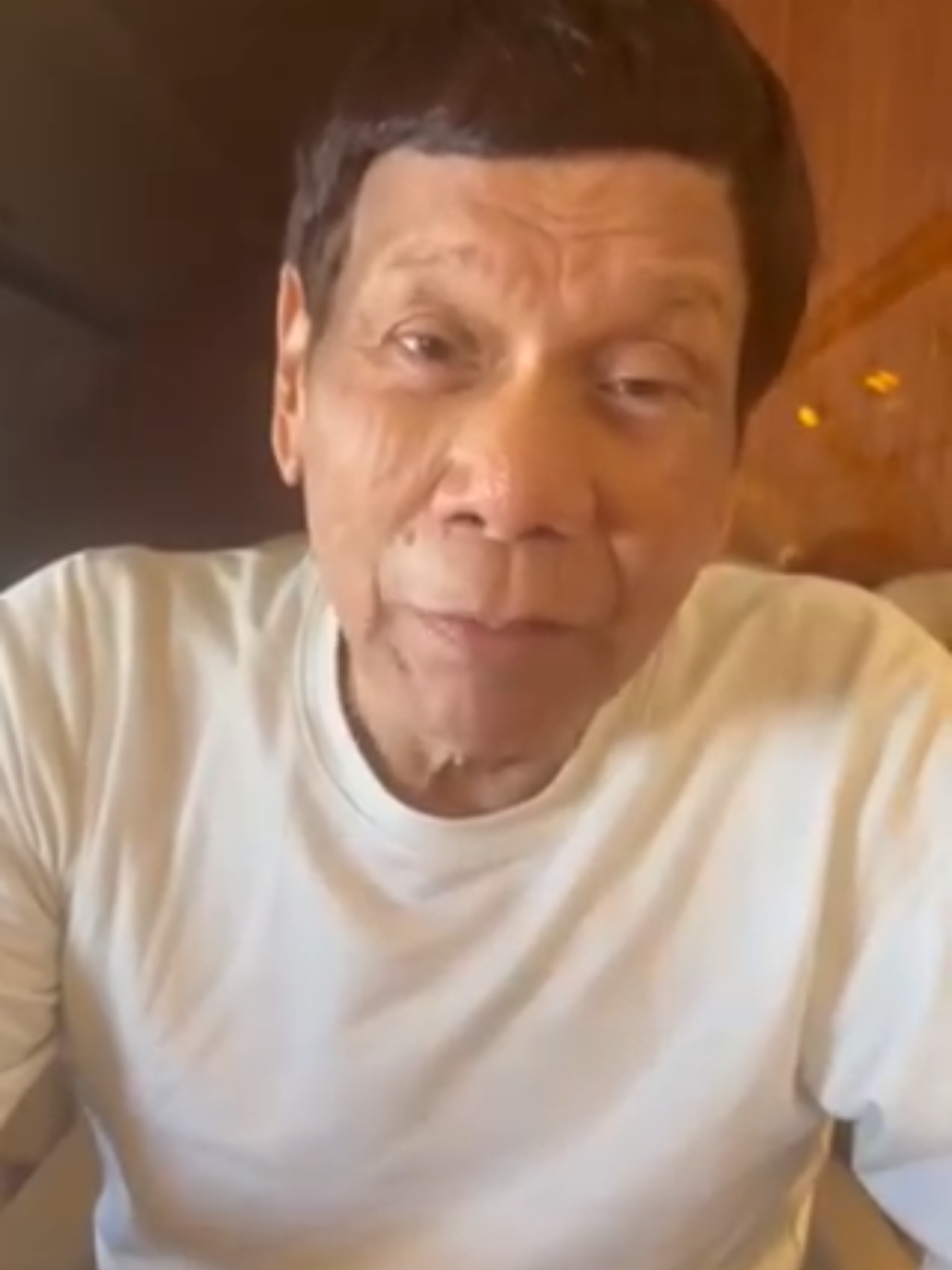 Former President #RodrigoDuterte provided an update and a message before the plane that brought him from the #Philippines to the #Netherlands landed at Rotterdam #TheHague Airport. Duterte is set to face the International Criminal Court ( #ICC ) for crimes against humanity in connection with the war on drugs during his administration. 🎥Rody Duterte/Facebook #AllYouNeedToKnow