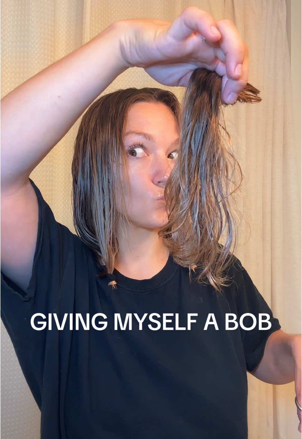 If I watched one more bob video I was gonna go crazy .. so here we are🤪💇‍♀️ next up- some highlights! #diyhair #momchop #momhair #bob #bobhaircut #bobhairstyle #sahm  #DIY 