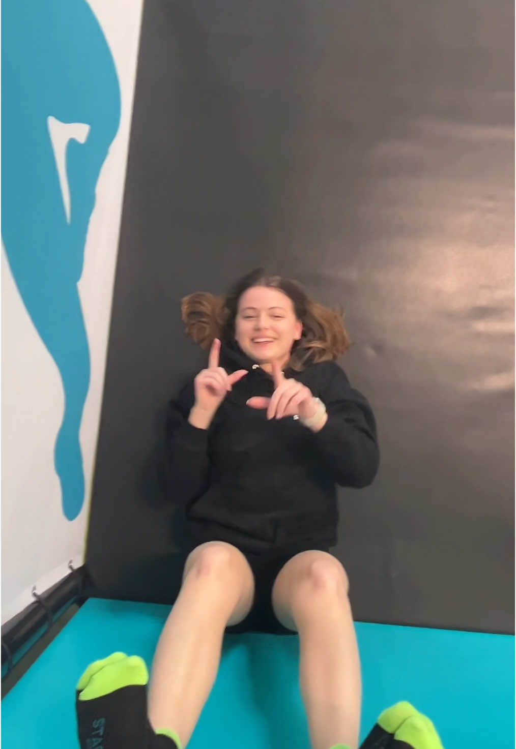 trendy as always #fyp #starjump #oberwart #jumphalle #viral #trend #trendy #new #funny#dance#friends. 