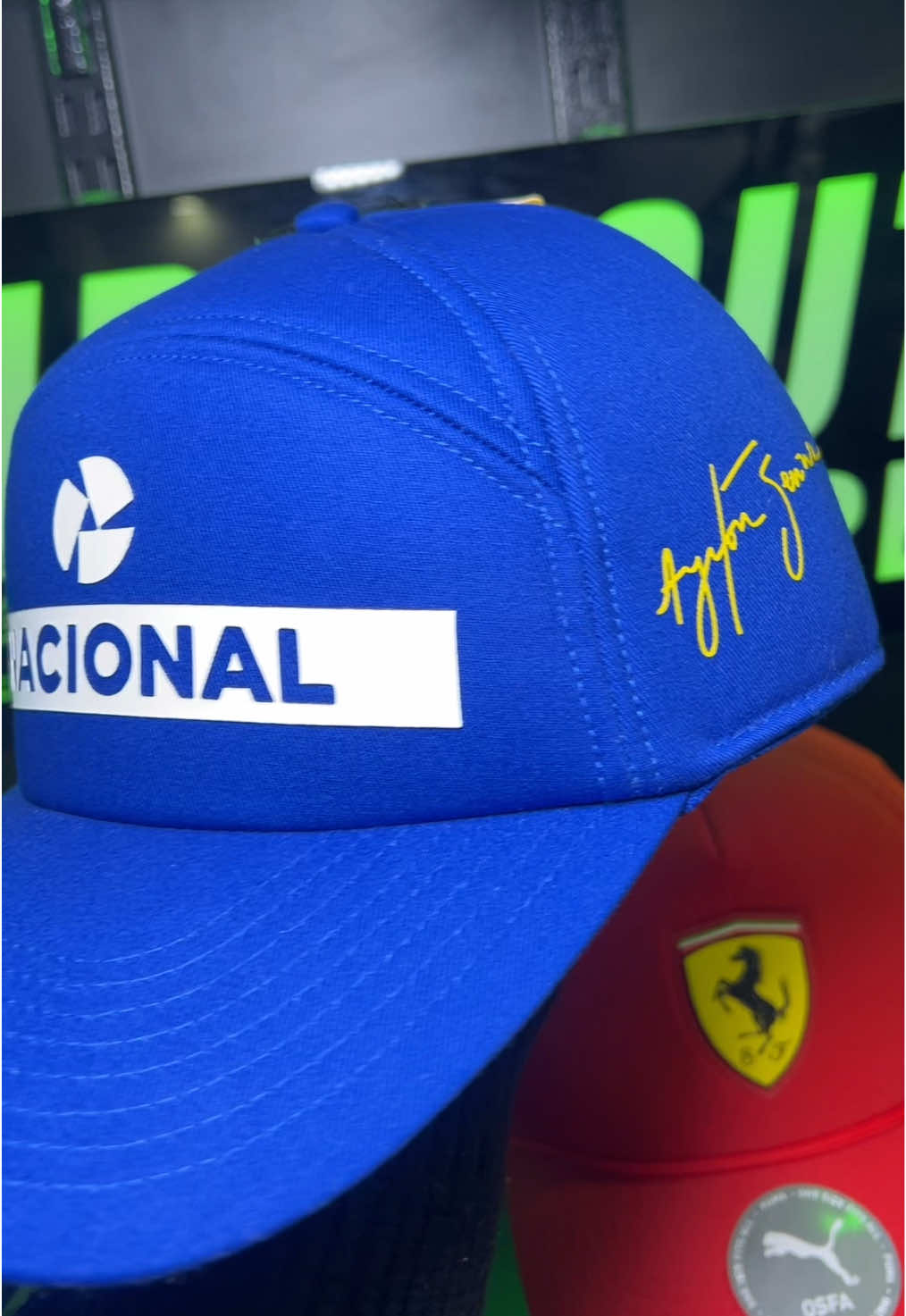 Tenemos disponible la gorra en homenaje a uno de los más grandes de la F1. ¡Haz tu pedido en nuestra página web o visítanos en nuestro punto físico para llevarte la tuya! 🔥#AyrtonSenna #senna #gpaustralia #nacional #ayrton #f1brasil #f1colombia 