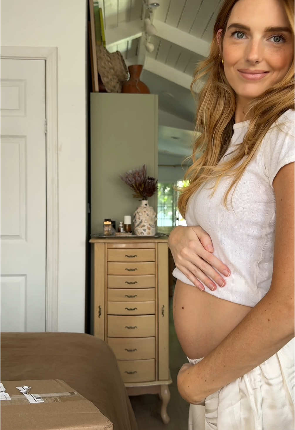 It worked out🤭 @Revolve #photoshoot 