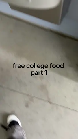 free college food pt 1 - microwave baked potato. the food pantry is a great place but today i only needed a potato. 