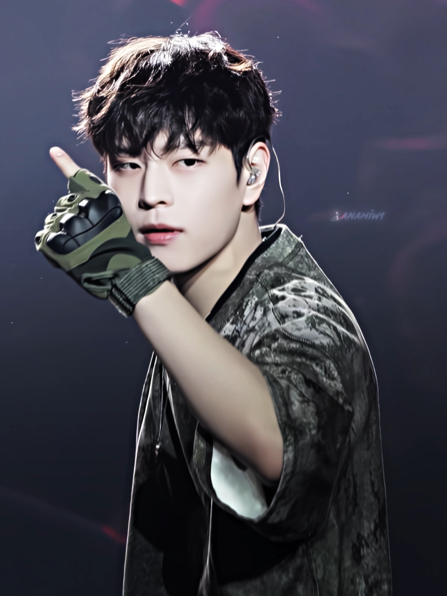 Late to trends again... (Seungmin is so handsome, i can't 😩) i'm sorry for the bad quality and lag, i don't know what happened 😭😭 ib @kiowxx_ - - - #seungmin #kimseungmin #seungminedits #aftereffects #straykids #skz #kpop #fy