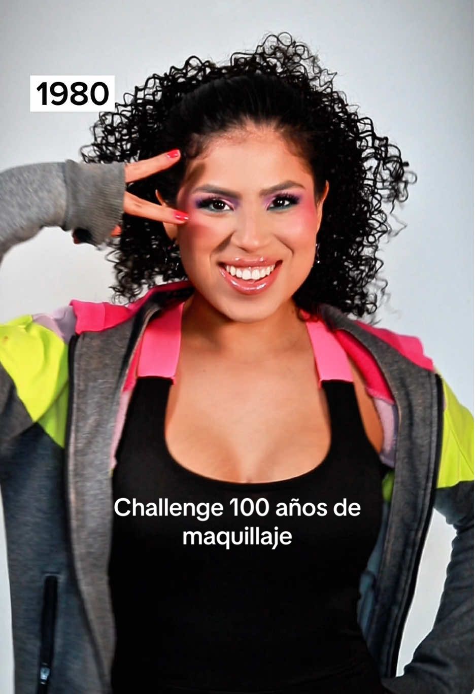 100 años de maquillaje y moda, fue todo un reto hacer este vídeo pero me encanta porque me obliga  a salir de mi zona de confort, inspo @marianazambrano #makeupartist #100añosdemaquillaje  #makeuptransformation  #evolutionchallenge  #transiciones #makeupvideo 