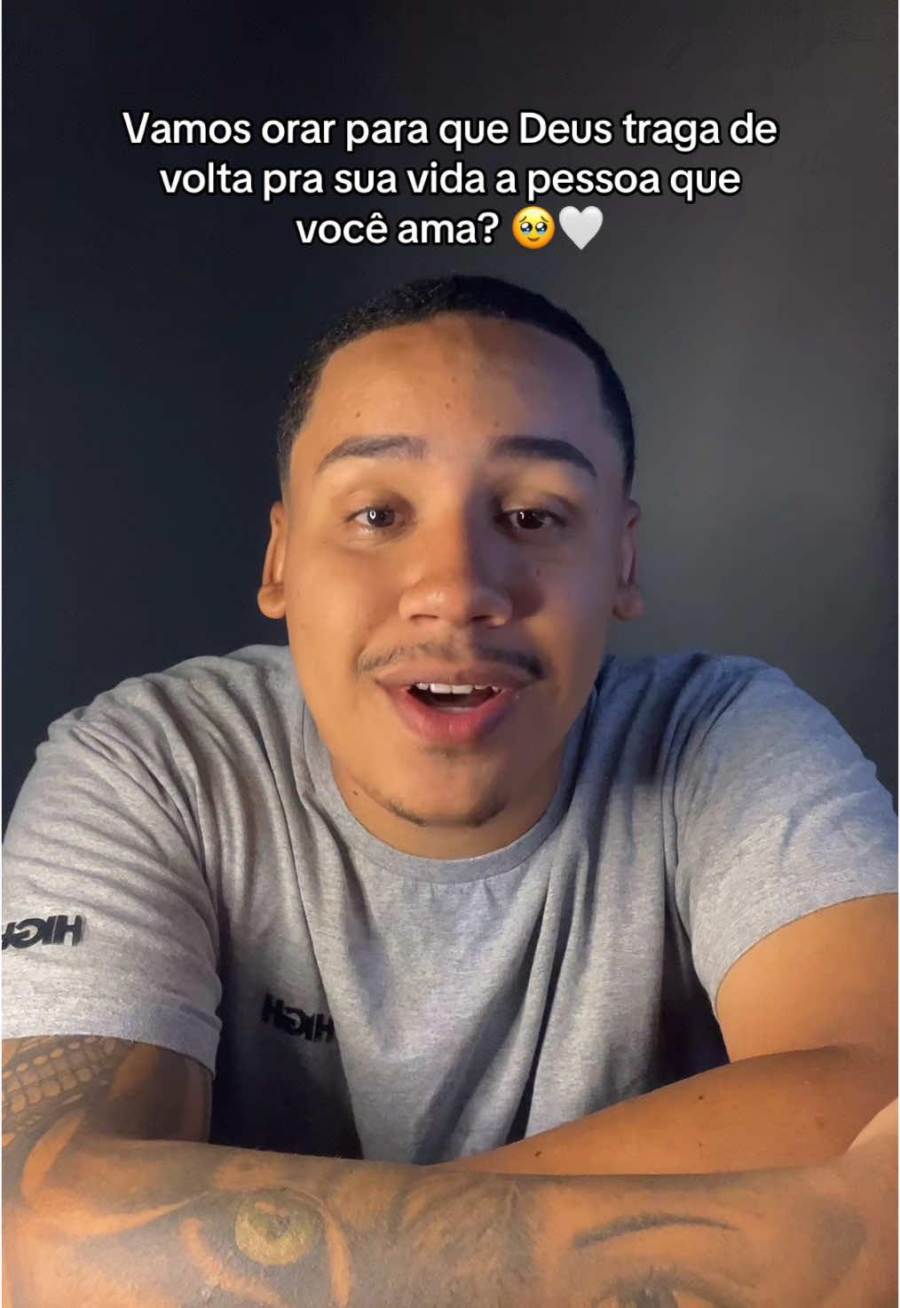 Vamos orar? 🙌🏻😭 . . . #oração 