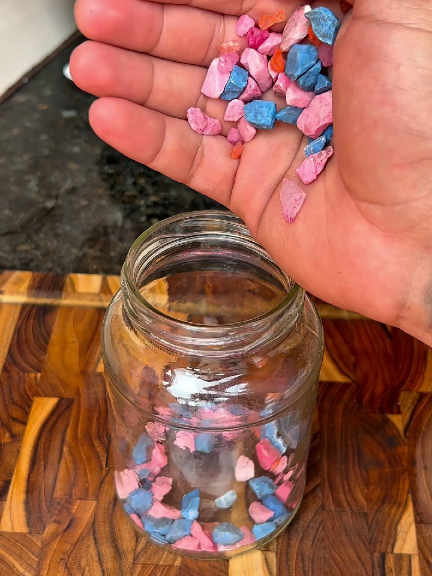 Just put stones in the glass jar!  #lifehacks  #homehacks #tips #candle 