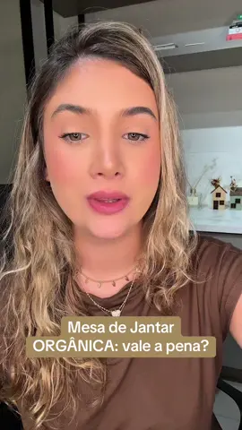 Vale a pena usar a tendência sem refletir um pouco antes? Não esqueçam nunca: só aquele quem tem conhecimento é livre de verdade 👀🤌🏼 #projetodeinteriores #arrumandoacama #mesadejantar #mesaposta #mesacomamor #mesaorganica #organizacaocasa 