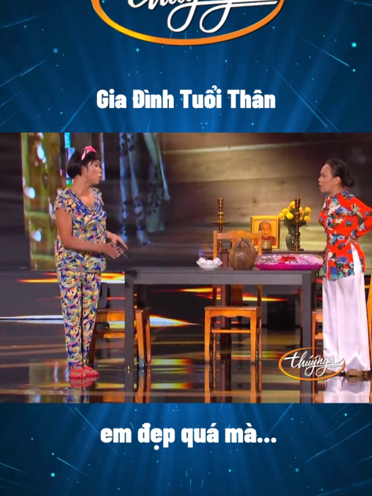 Gia Đình Tuổi Thân - em đẹp quá mà...#thuynga #thuyngapbn #pbn #thuyngaparisbynight #giadinhtuoithan #viethuong #hoaitam #hoailinh #hai #haihuoc #haicuoidaubung #haivuimoingay