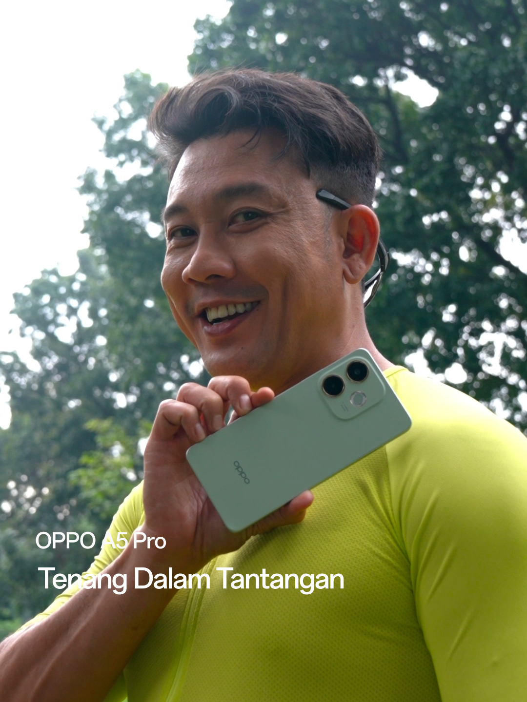 #OPPOA5Pro beneran siap jadi partner andalan! Denny Sumargo udah buktiin mulai dari berenang, hujan-hujanan, sampai kejadian enggak terduga, semuanya aman! 🌊☔🔥 Sekarang giliran kamu! Pre-Order sekarang dan dapetin benefit total hingga Rp5,4 Juta. Cuma dari 10-15 Maret 2025!