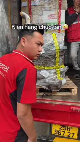 Viettel Post hàng cỡ này Ae bên khác cỡ nào 😂#LearnOnTikTok #trangquynhdg #dcgr #viettelpost 
