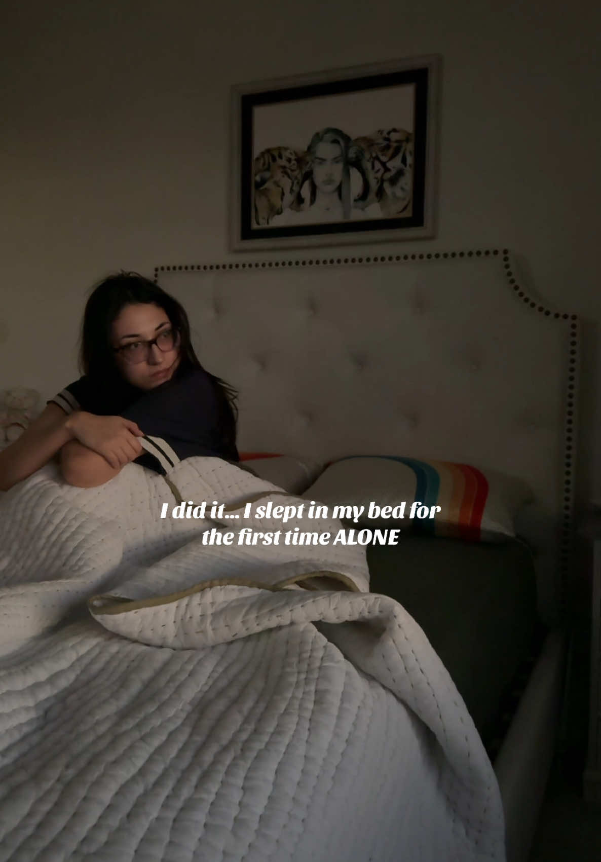 Just remember you can do it! Last night was the first night in my bed after the breakup. I conquered my fear of sleeping alone… you can too 💕 #healing #FindingStrength #heartbreak #homealone #relatable #inspire 