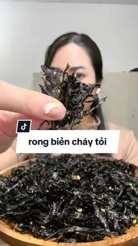 Rong biển cháy tỏi, mè, có loại cay và không cay luôn ạ , Sản phẩm Duyên ghim trong giỏ hàng cho mn tham khảo ạ #duyenoioi #food #ancungtiktok #ReviewFood #mukbang #anvat #rongbienchaytoi 