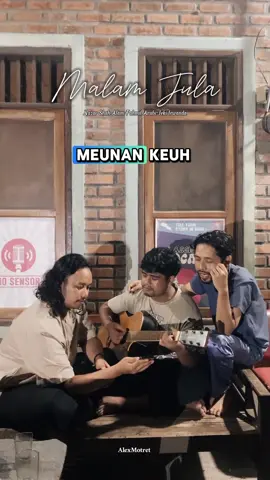 Malam julaa🤍#laguacehviral #jekiirwanda #laguacehterbaru #fyp #fypaceh #abdya #viralvidiotiktok_fypツ #fyp #fypage #fypシ゚ #fypdong @Nazar_Apache @fahmilarabi10 @Alexmotret @OJI SHAH 