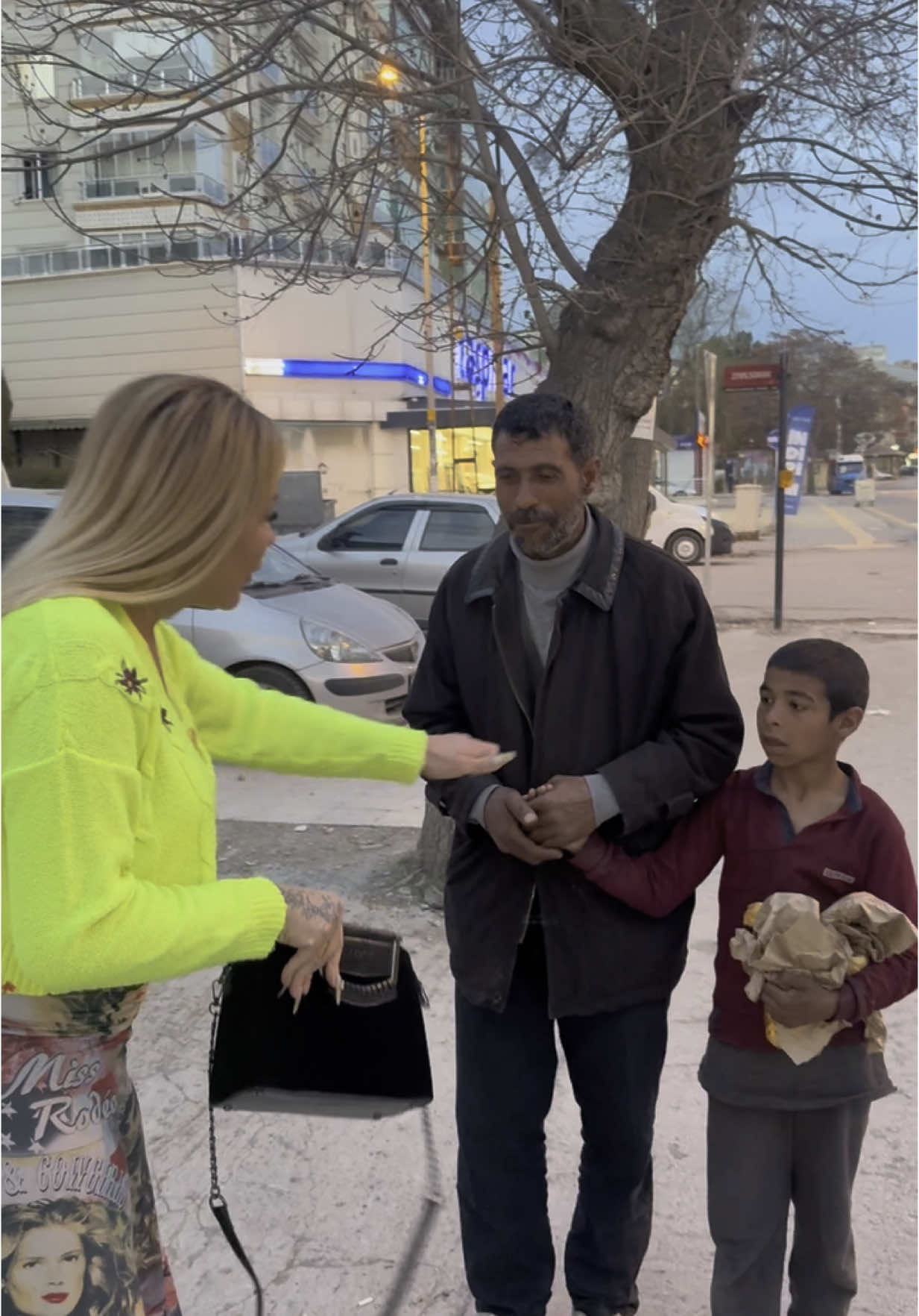 Kurban olurum o garipliğinize Allah’ım yardım etsin🥹🙏