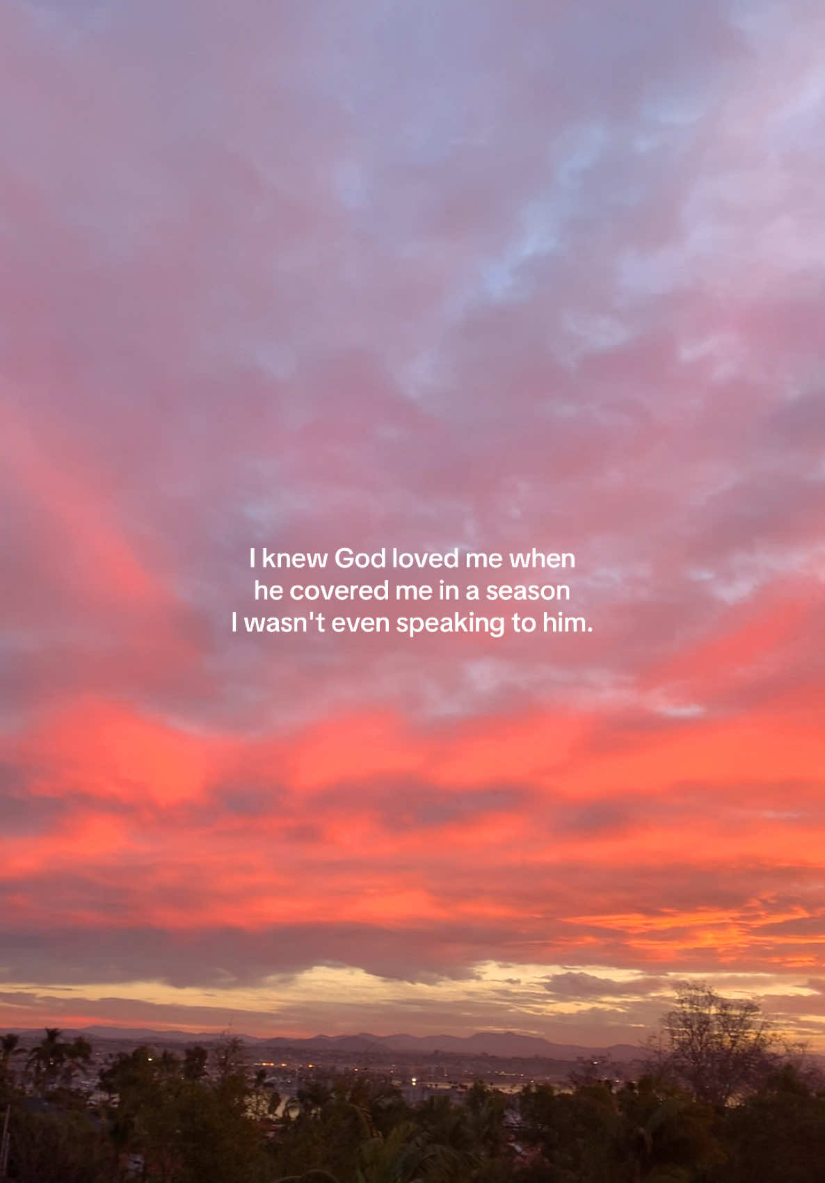 God will always be there for you  #jesuslovesyou #sunrise #christiantiktok #sunset #ocean #godislove 