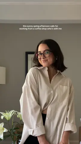 an iced beverage is needed!!🌞 #spring #outfitinspo #outfitideas 