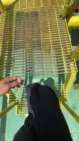 Jumat berkah 🤲🏻#pelautindonesia #riglife #offshore #salamsatujangkar #pelautpunyacerita #pelautbugis #fyp #jumatberkah 