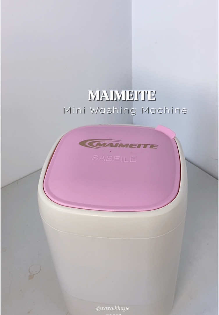 Laundry made easy! The Maimeite Mini Washing Machine is perfect for washing underwear and socks in dorms or small spaces. Get yours today! 😉 #maimeite #maimeiteminiwashingmachine #washingmachine #miniwashingmachine #dormessentials #convenient #apartmentessentials #fyp #foryou #viral 