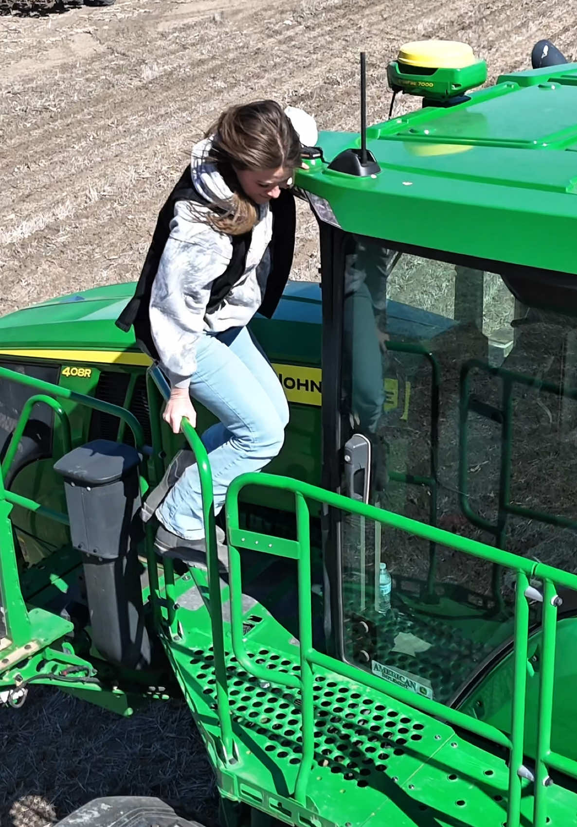 Time to take a ride in the spaceship 🤠 #farming #farmlife #drone