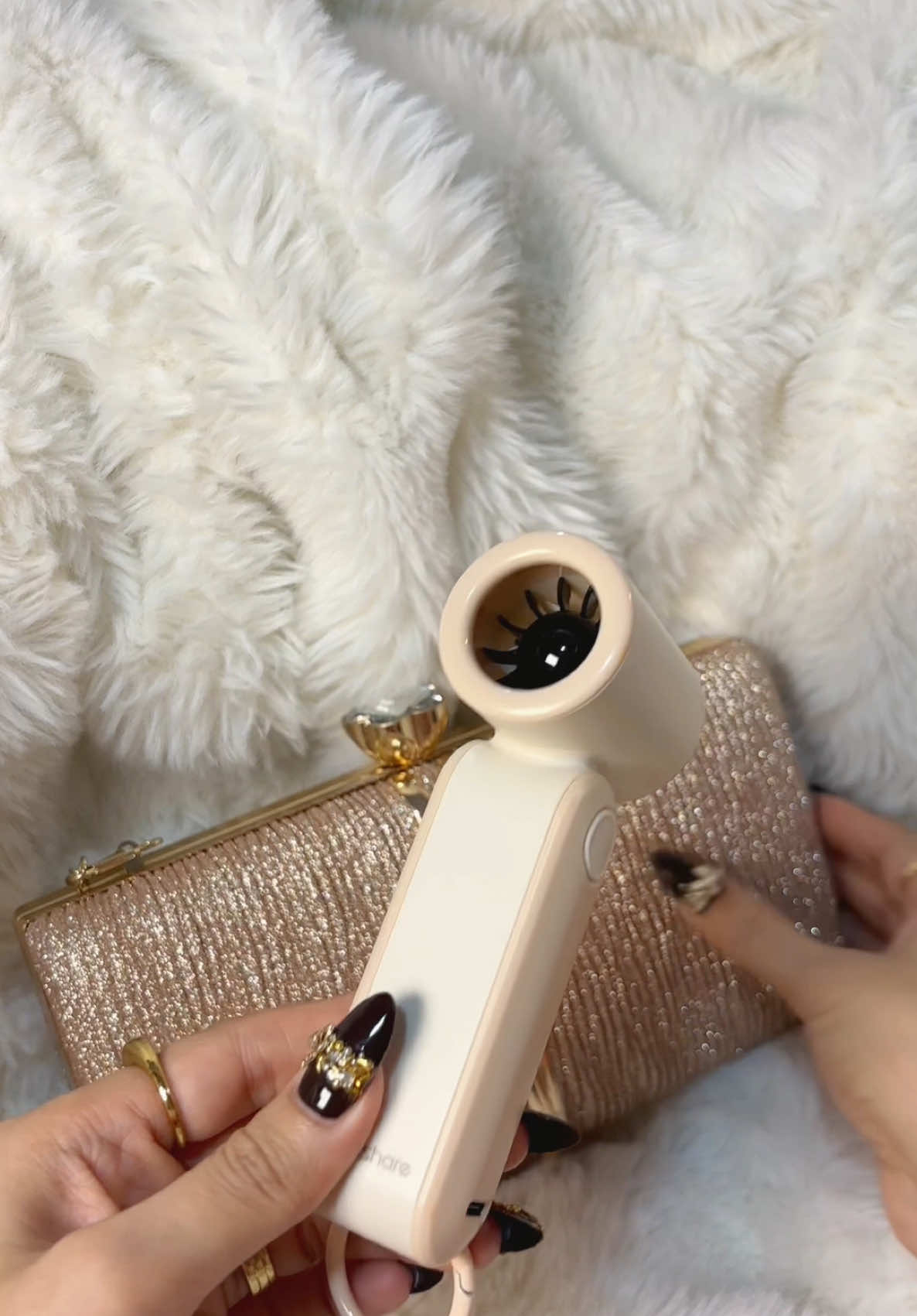 [New Arrival) @Orashareph HF11H Mini Fan Portable Handheld 3000mAh Rechargeable 5 Gears Strong Wind Long Battery Life #fyp #fypage #foryou #foryoupage #fyppppppppppppppppppppppp 