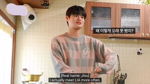 Lia scolding Daehwi about not being the first ITZY member to be invited on his show 😆 #ab6ix #daehwi #leedaehwi #itzy #yeji #yejiitzy #lia #liaitzy #abnew #midzy #kpopfyp #kpop #itzyofficial #ab6ixdaehwi 