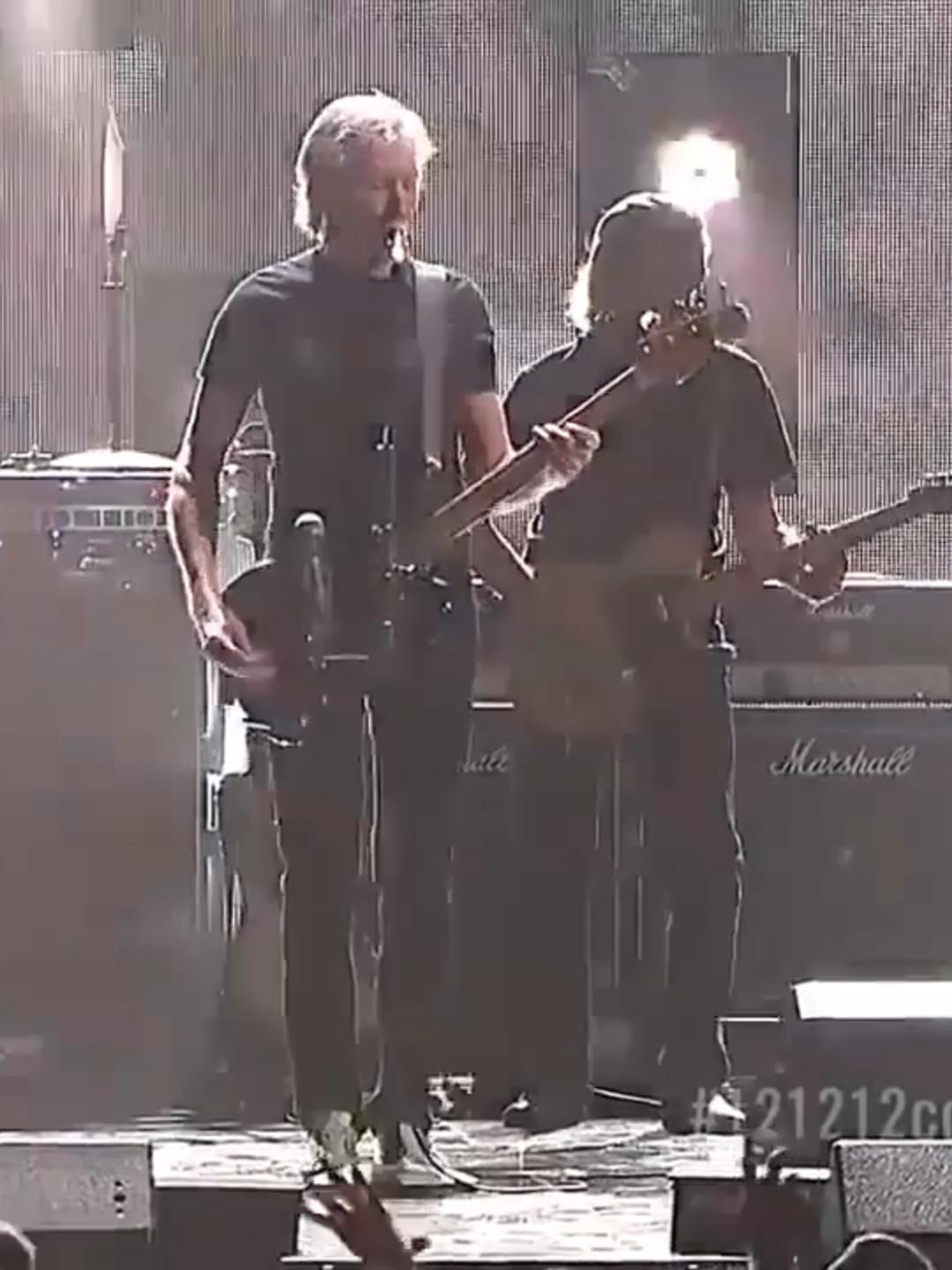 Another Brick In The Wall Part 2 - Roger Waters #pinkfloyd #rogerwaters