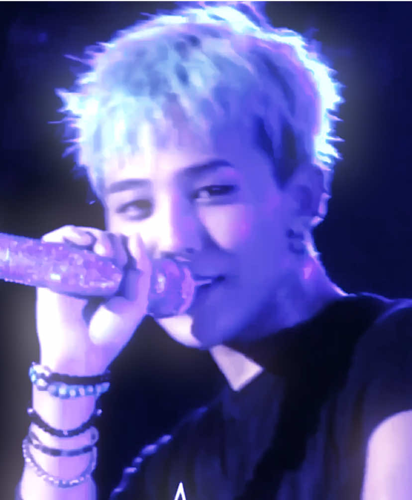#GDRAGON — honestly i think im in love with him #gdragonedit #gd #gdedit #kwonjiyong #kwonjiyongedit #bigbang #bigbangedit 