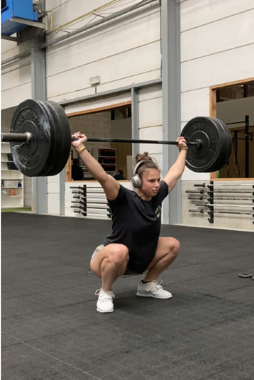 85kg snatch #gymgirl #pourtoi #fyp #weightlifting #snatch 
