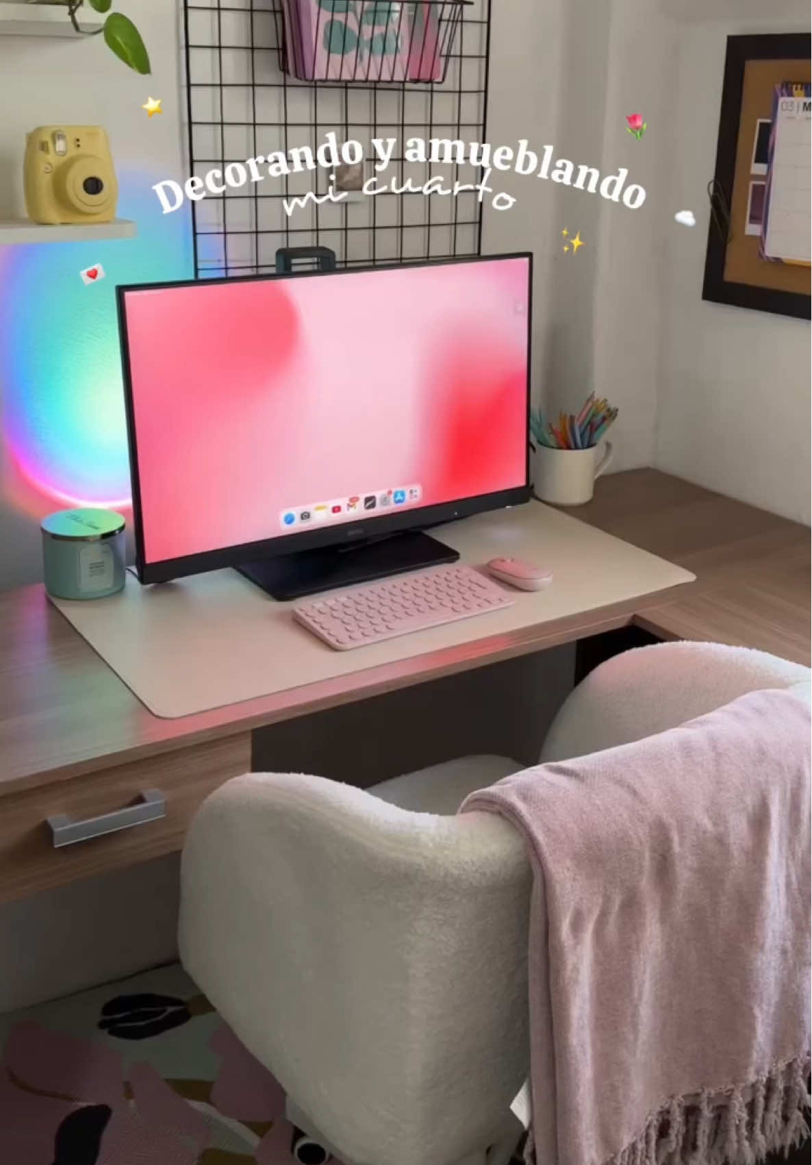 Logré encontrar muebles con las 3B y por fin tocó amueblar mi cuarto amigas, están súper lindos y son idénticos a los que puedes encontrar en Pinterest! 🩷🪑✨ #Home #homedecor #homedesign #decoration #aesthetic #muebles #room #compras   #topliving #fyp #parati