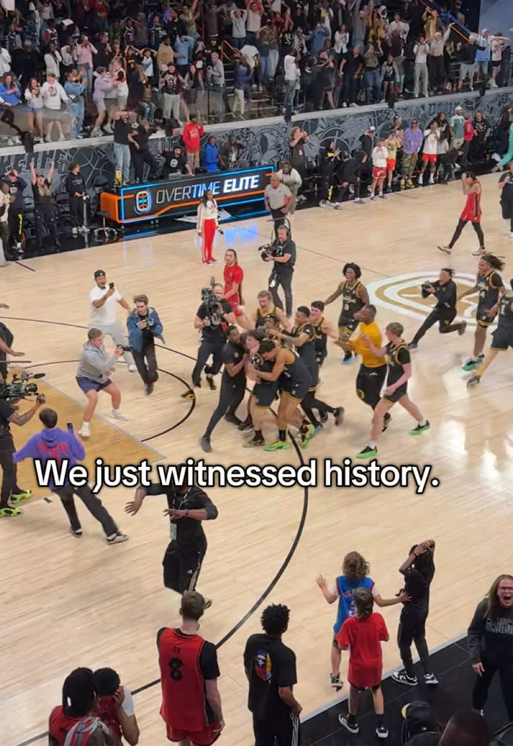 TRULY UNBELIEVABLE 🤯 @Eli Ellis 🫶🏼 @ote #basketball #gamewinner #ote #NBA 