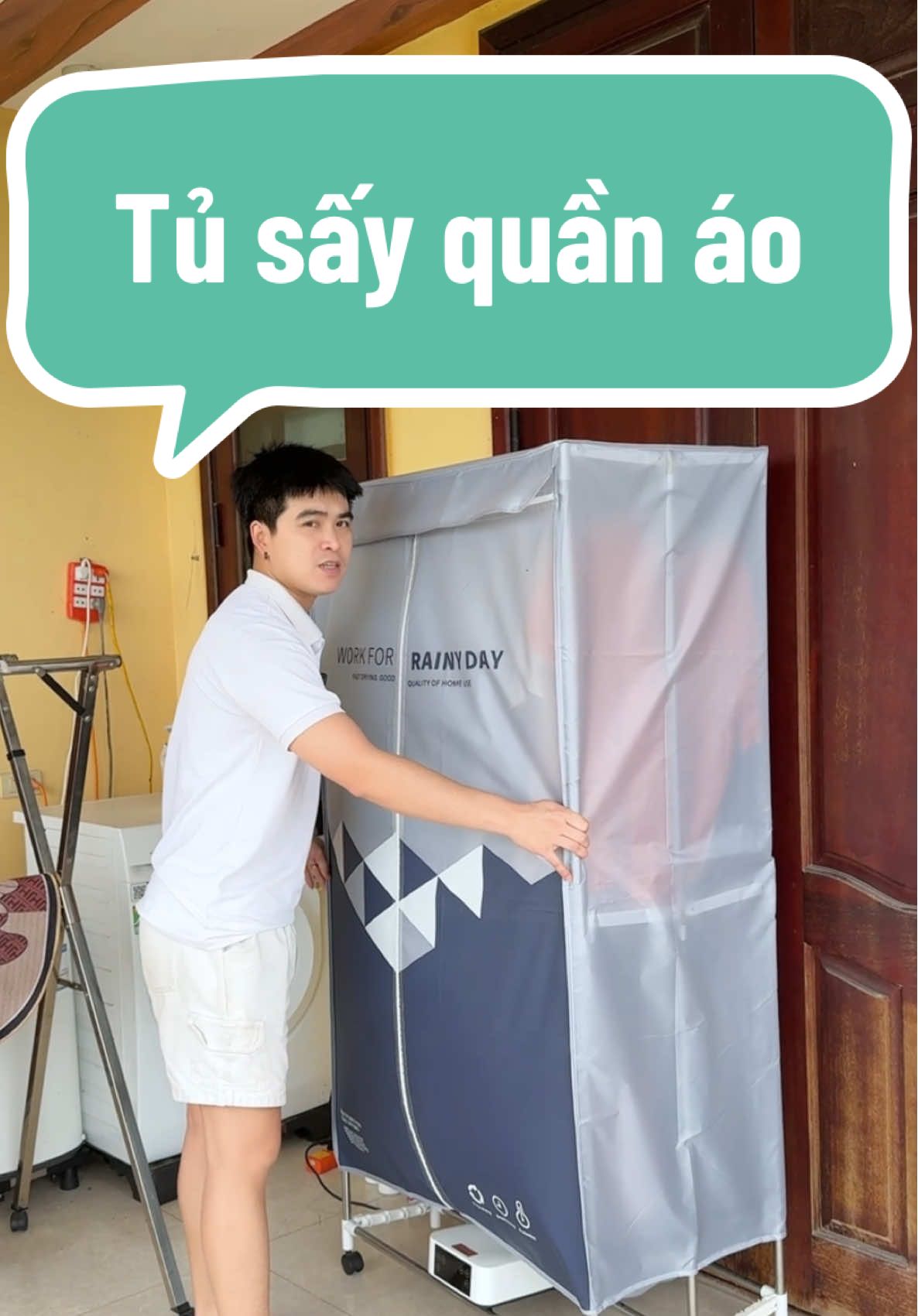Trả lời @ngocmhok34 Không phải ai cũng có điều kiện mua máy sấy nên tủ sấy này cũng oke. Và lại mùa nồm chỉ kéo dài 1-3 tháng thôi. Và 1-3 tháng đó ko phải ngày nào cũng nồm. Nên dùng tủ sấy oke mà. Hết mùa cất đi. #sonsovo #bobimsua #dailyvlog #longervideos #muataitiktokshop #