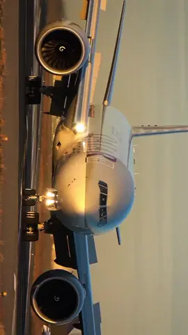 🤩 - - #4u #moots? #aviation #plane #trending #viral #Justaplane #fyp #foryoupage #foryou #trend 