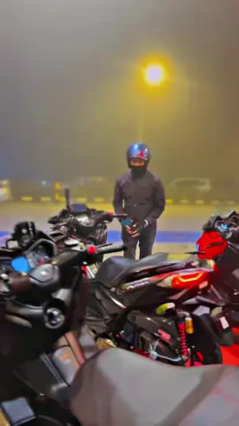 done sahur tempat tinggi .  #xmax #xmaxmalaysia #xmax250 #CapCut  @BuL @𝐀𝐥𝐞𝐞𝐩𝐃𝐢𝐧𝐨 