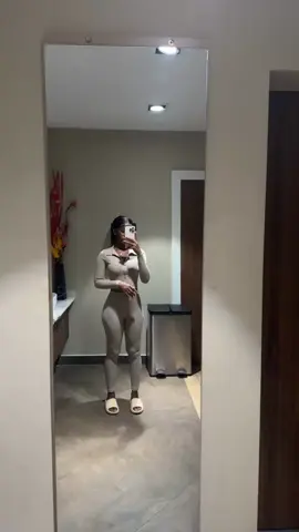 #viral_video #irreplaceable #fyp #ghanagirlsontiktok🇬🇭 