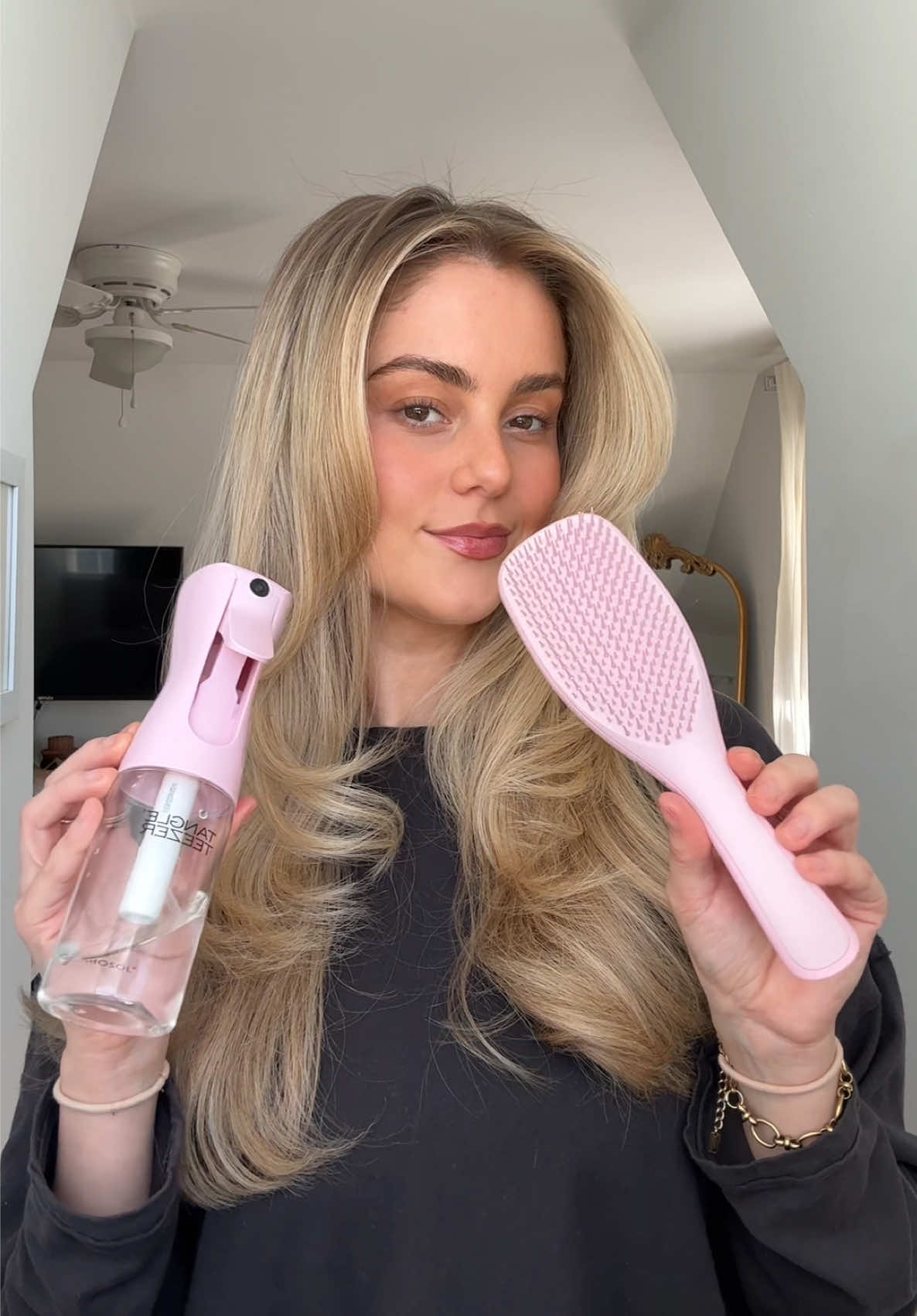 I can’t live without my @Tangle Teezer US brush 🫶 it’s available on Amazon linked in my bio! #tangleteezer #amazonfinds #hairbrush #hairtok #tangleteezerpartner 