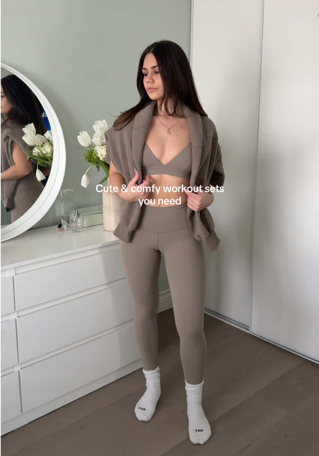 I’m obsessed #workoutroutine #pilatesoutfit #outfit #workoutsets #workoutoutfit #workoutoutfits #matchingoutfits #matchingsets #aritzia #aritziaoutfits #gymsetsforwomen #workoutoutfitinspo #fyp #fypp #fyp